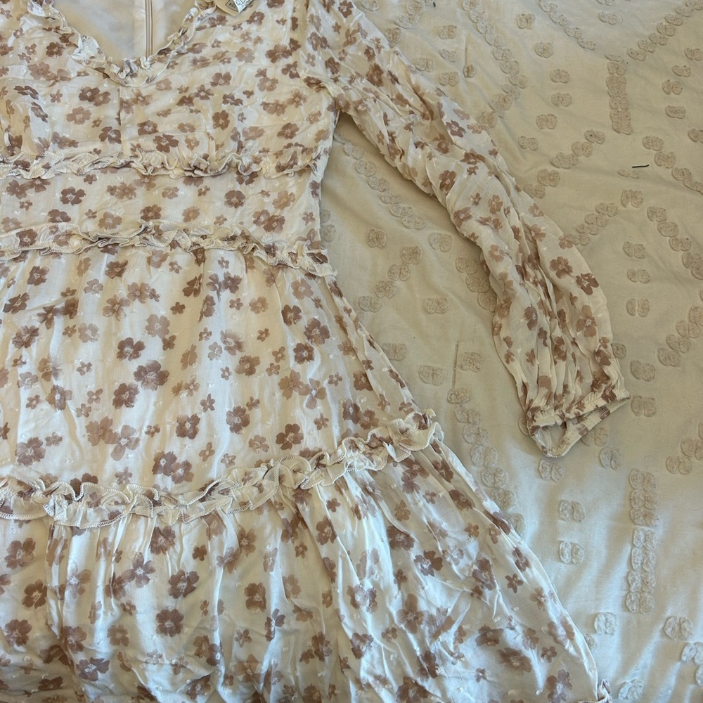 ALTARD STATE DRESS - Picture 4 of 4